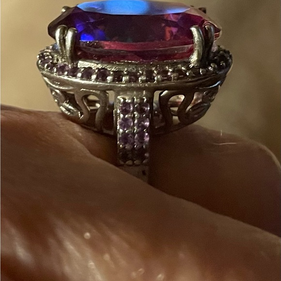 ***GENUINE ORIENTAL RUBY -HUGE STATEMENT RING-SIZE 7*** - Picture 7 of 16